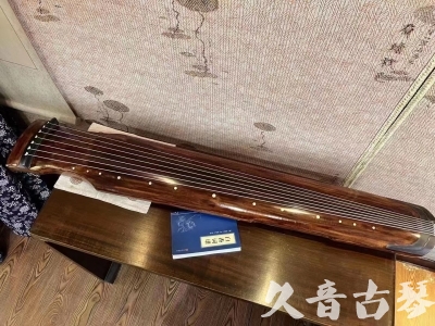 运城市●久音古琴  ●今日推荐20230715  [断纹仲尼式]