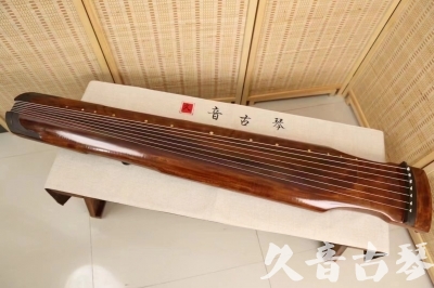 运城市●久音古琴  ●今日推荐 20240913 [断纹仲尼式]